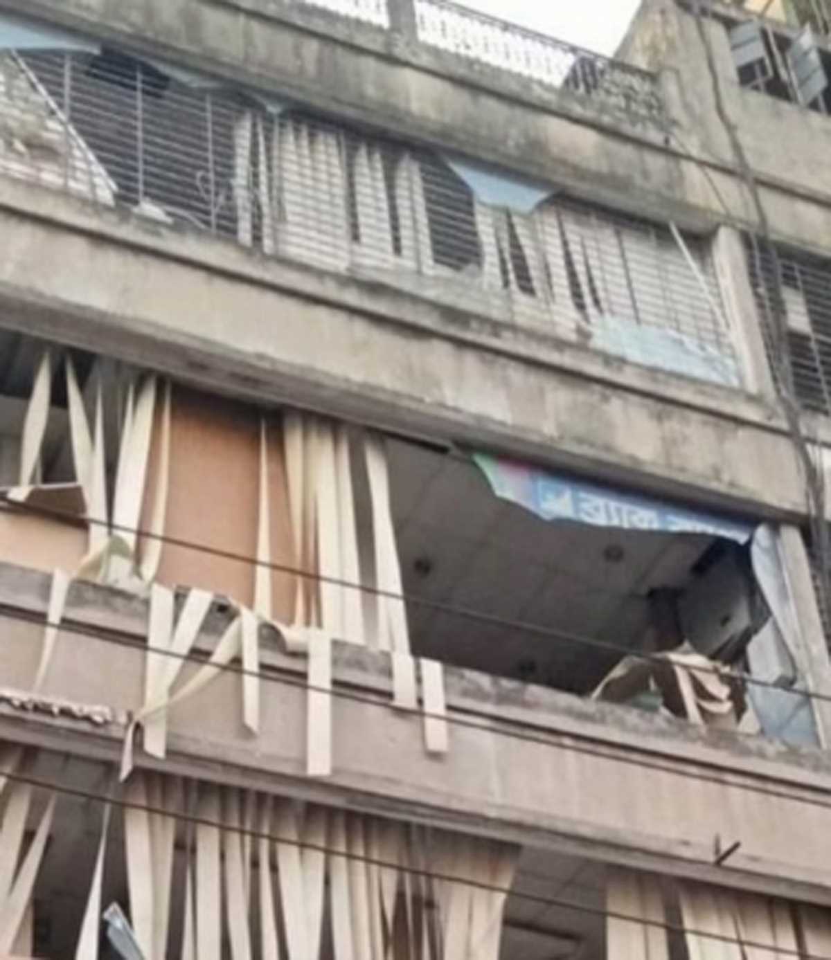 ढाका विस्फोट में 14 की मौत, 100 से ज्यादा घायल